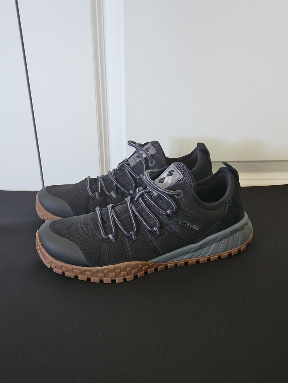 Columbia Fairbanks Low Hiking Trail Running Shoe Mens 8 Black Sneaker NEW